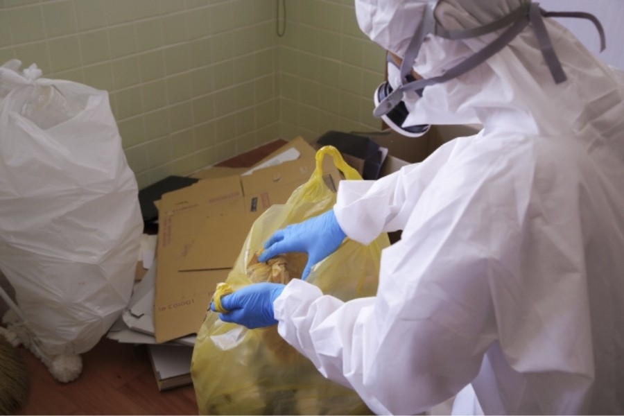 遺品整理と特殊清掃の違いとは？必要なケースや費用・流れを解説